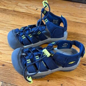 Keen Kids waterproof sandals